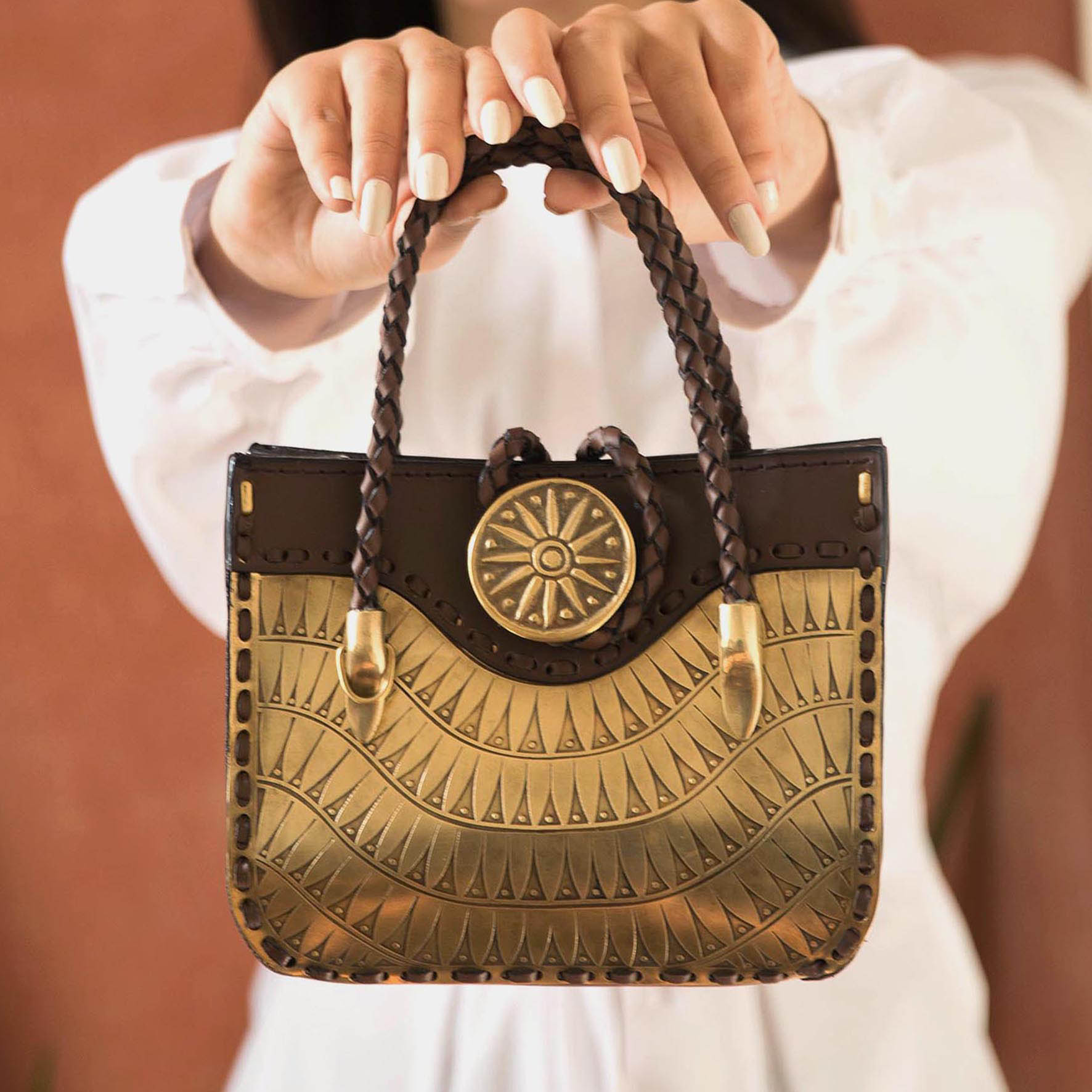 102508 Brown model