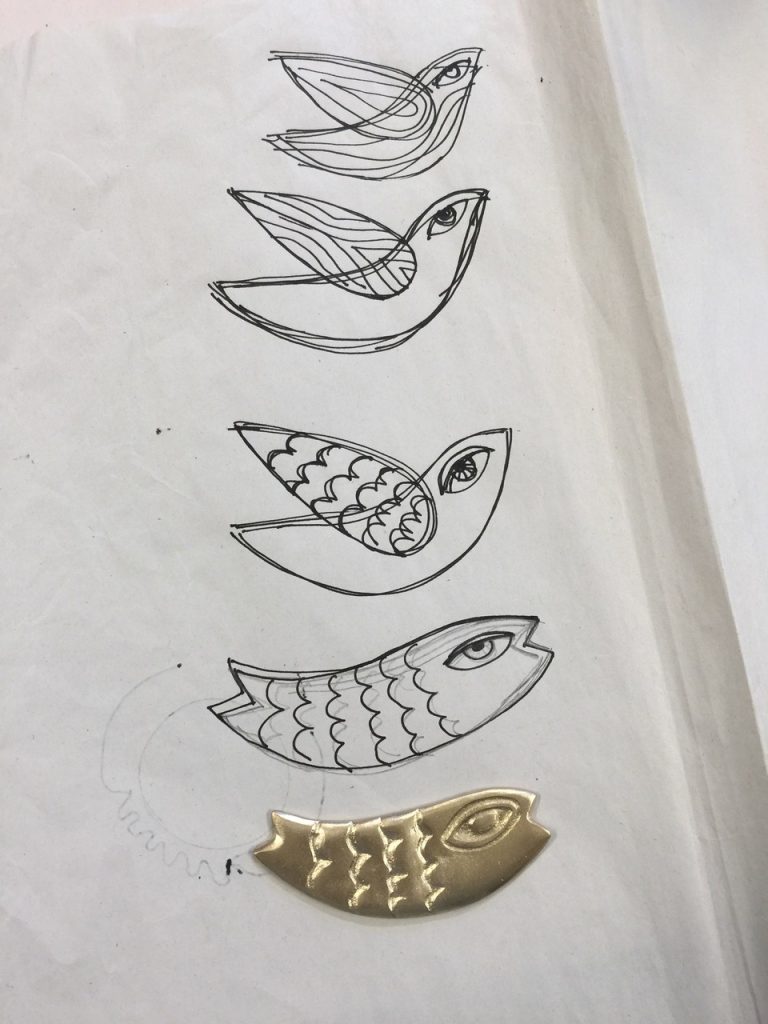 7628117