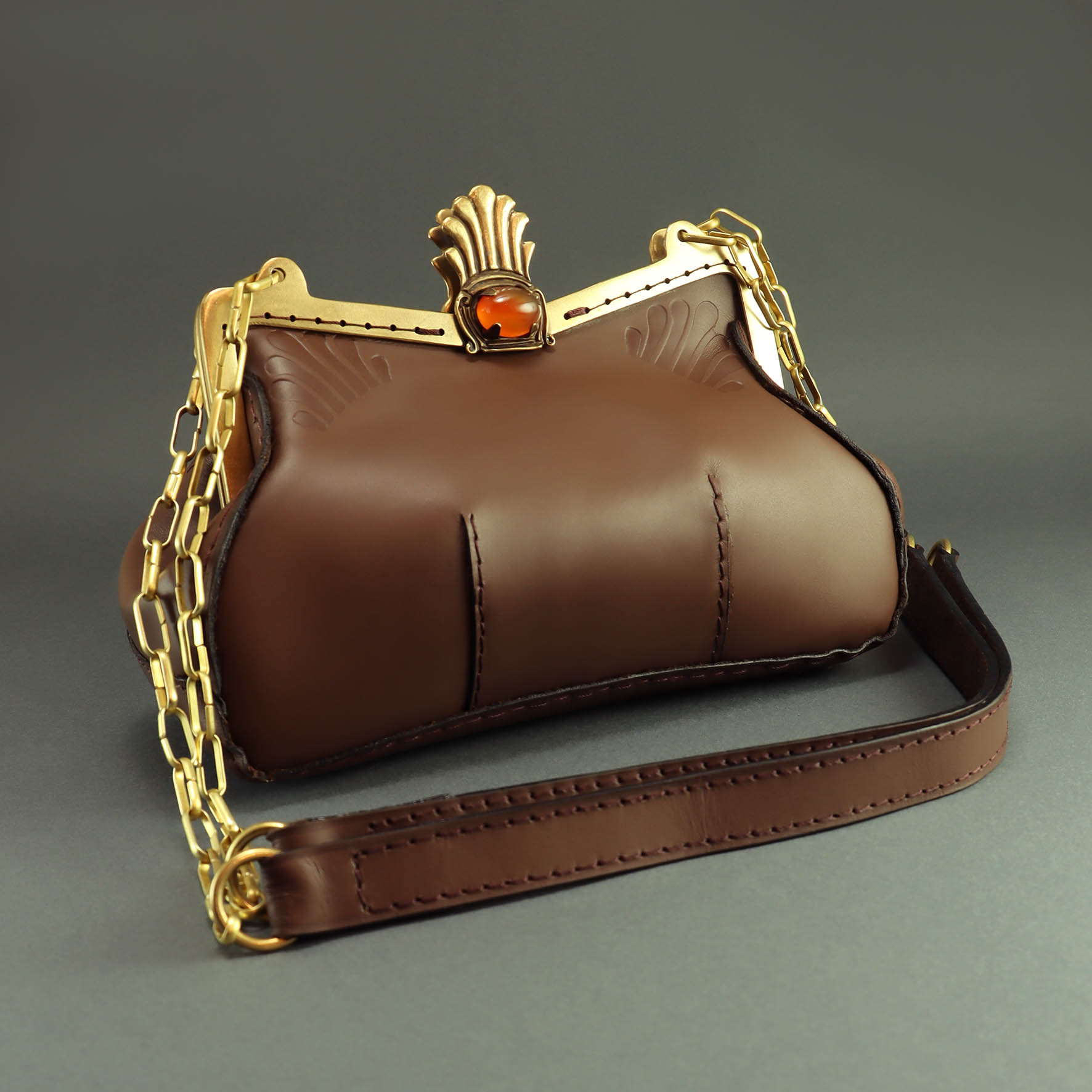 101908 brown front